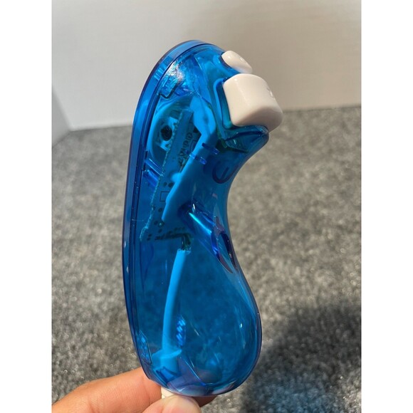 Nintendo Wii Nunchucks Rock Candy Blue Edition - Picture 5 of 6
